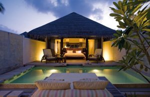 Beach Villa, Coco Bodu Hithi Maldivler
