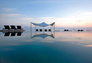 Havuz, Constance Moofushi Maldivler