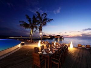 Açık Restoran, Centara Ras Fushi Maldives