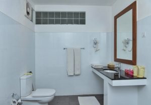 Adaaran Select Hudhuranfushi Maldives Banyo